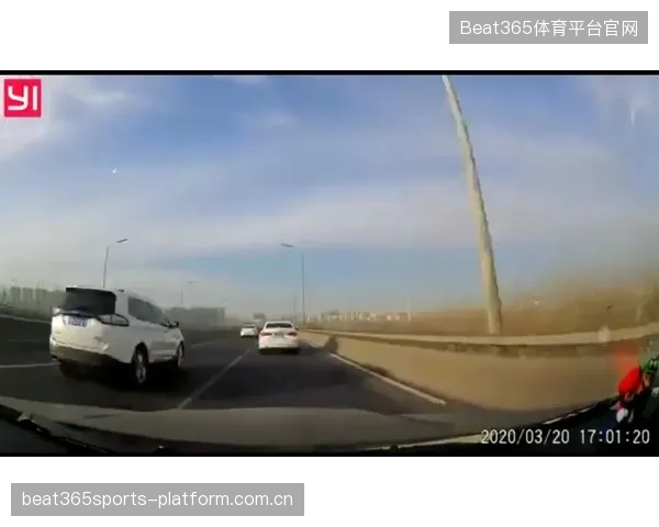 佛罗伦萨高速压制：如何迫使对方多次出现回传
